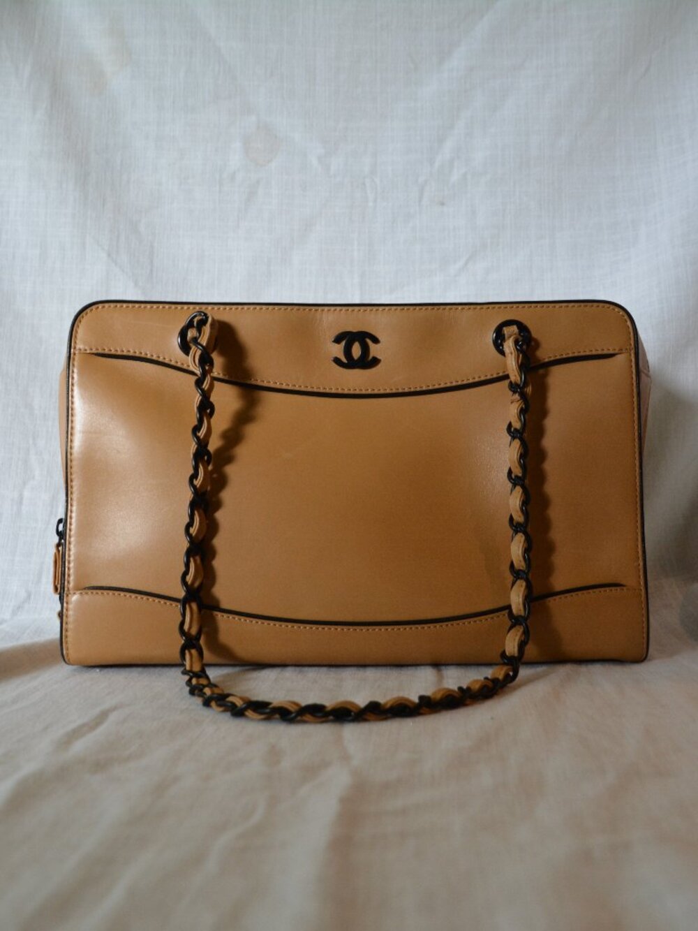 Vintage Chanel Tan Calfskin Leather Shoulder Bag
